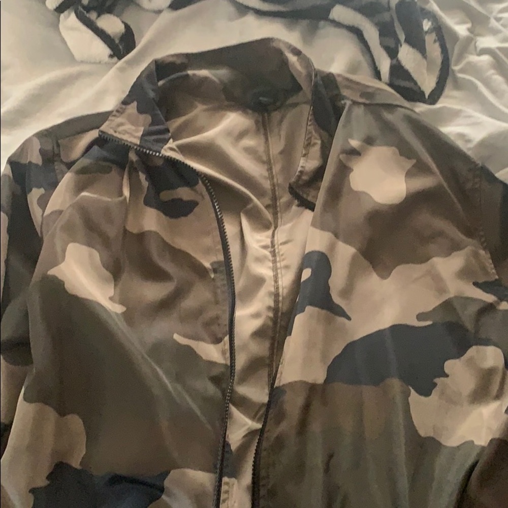 Camo windbreaker